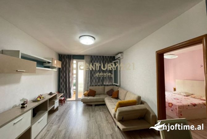 Shtepi me qera 2+1 ne Tirane - 450 Euro