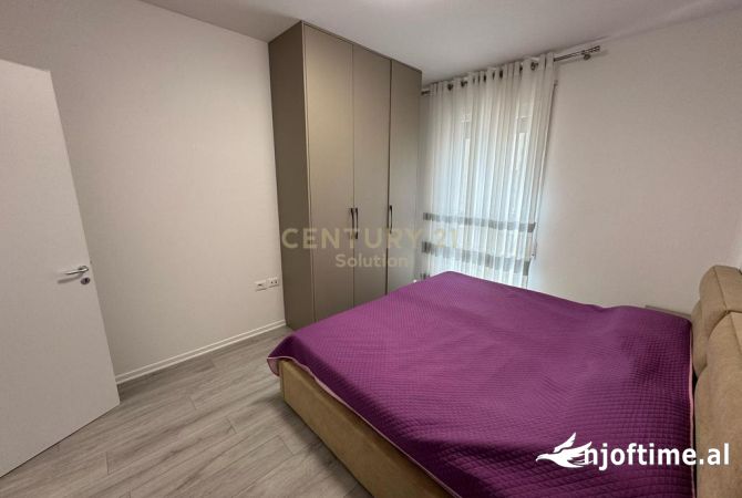 Shtepi me qera Apartament ne Tirane, 2+1, Mobilimi E mobiluar, Pagesa 730  Euro.