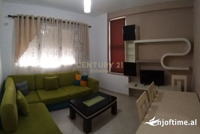 Shtepi ne shitje Apartament ne Tirane, 2+1, Mobilimi E mobiluar, Pagesa 120,000  Euro.