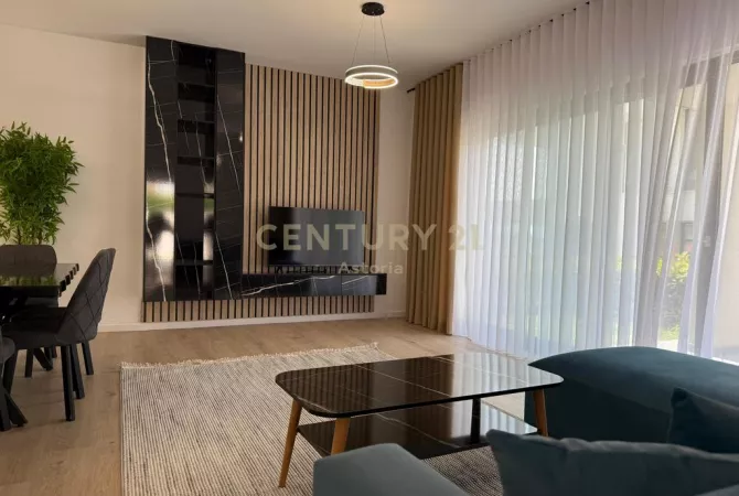 Casa in affitto 2+1 a Tirana - 1,250 Euro