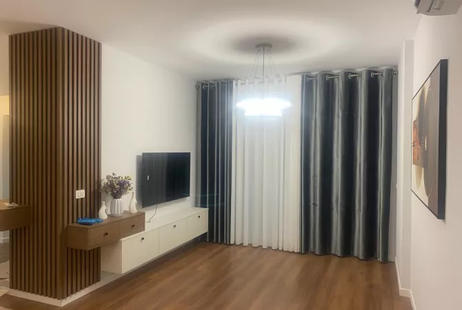 Shtepi me qera 2+1 ne Tirane - 85,000 Leke