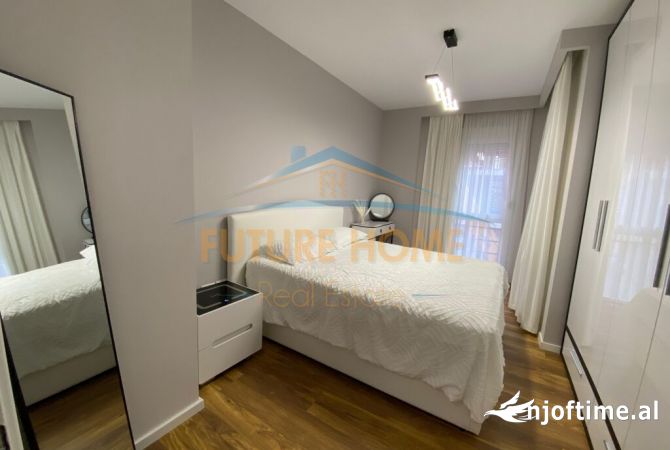 Shtepi ne shitje Apartament ne Tirane, 1+1, Mobilimi E mobiluar, Pagesa 267,000  Euro.