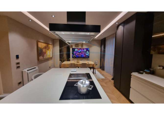 Shtepi ne shitje 4+1 ne Tirane - 1,099,900 Euro