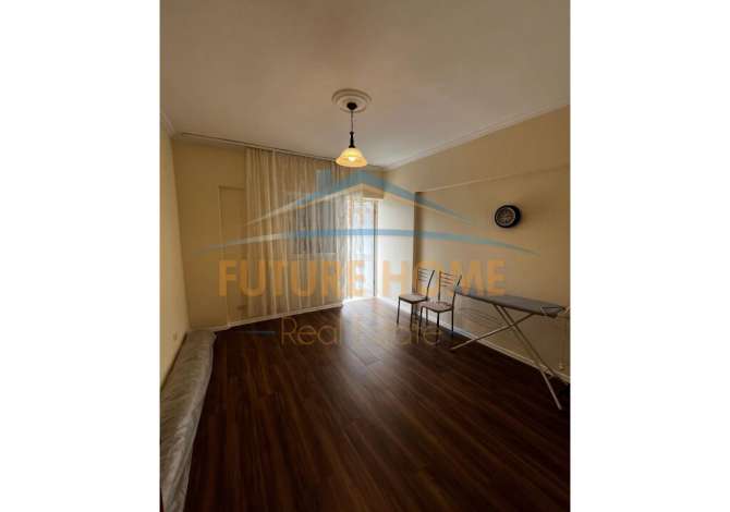 Shtepi me qera 2+1 ne Tirane - 650 Euro