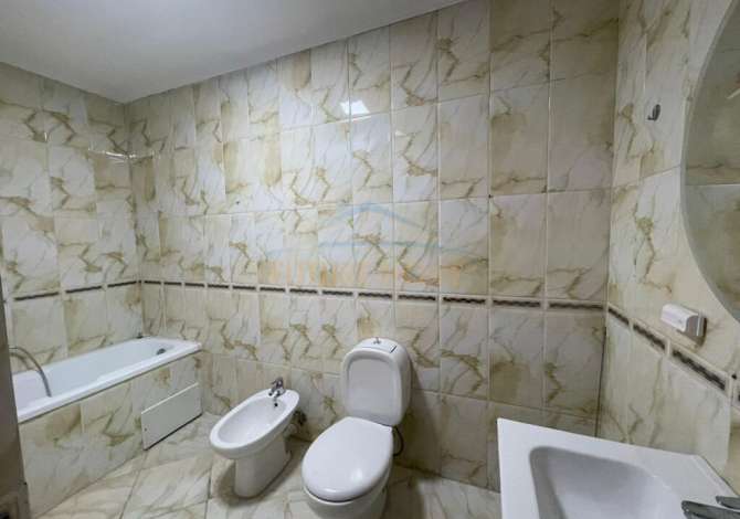 Shtepi me qera 2+1 ne Tirane - 800 Euro