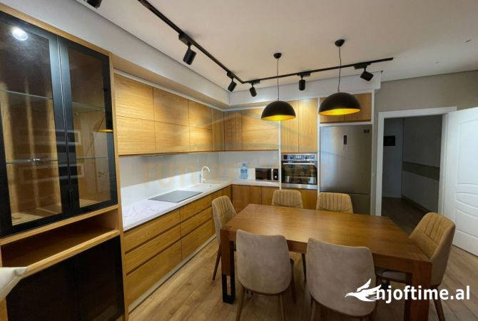 Shtepi ne shitje 2+1 ne Tirane - 154,008 Euro