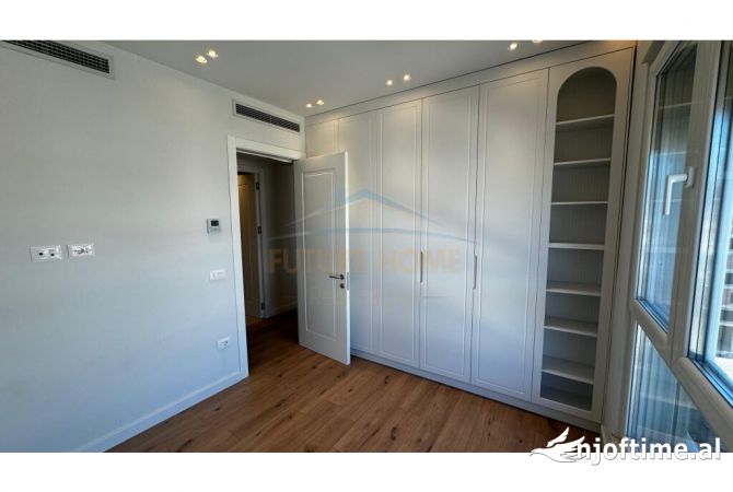 Shtepi ne shitje Apartament ne Tirane, 2+1, Mobilimi E mobiluar, Pagesa 230,003  Euro.