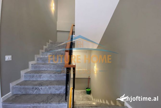 Shtepi ne shitje Apartament ne Tirane, 4+1, Mobilimi E mobiluar, Pagesa 779,900  Euro.