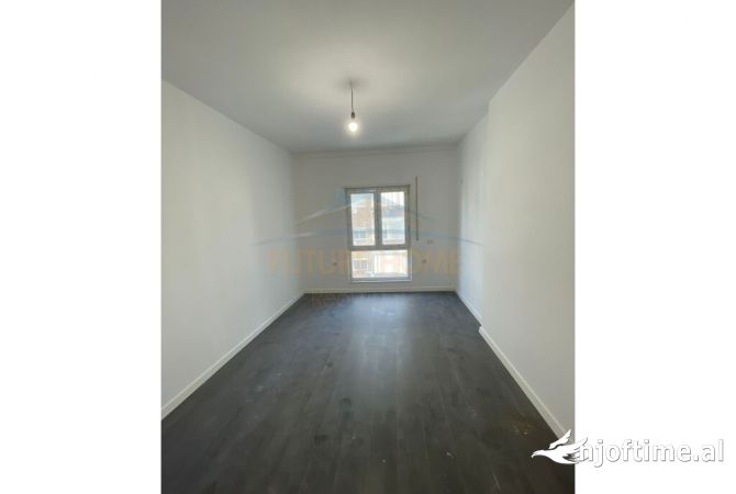 Shtepi ne shitje 2+1 ne Tirane - 256,848 Euro