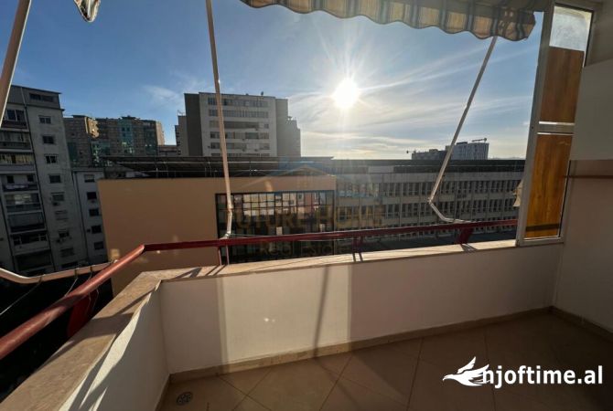 Shtepi ne shitje Apartament ne Tirane, 1+1, Mobilimi E mobiluar, Pagesa 110,001  Euro.
