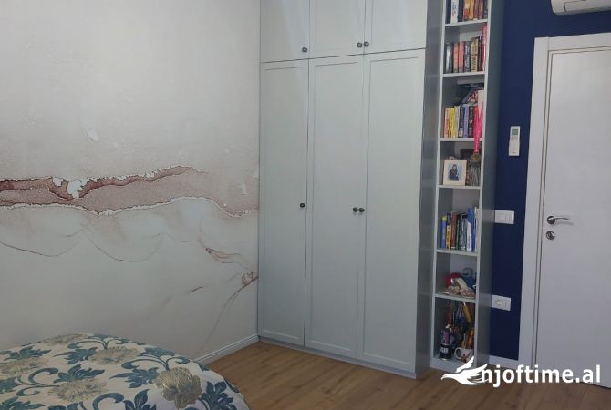 Shtepi me qera Apartament ne Tirane, 2+1, Mobilimi E mobiluar, Pagesa 750  Euro.