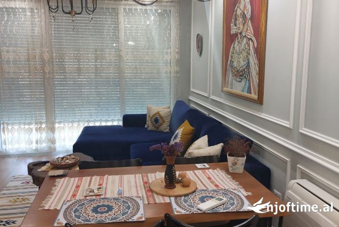 Shtepi me qera 2+1 ne Tirane - 750 Euro