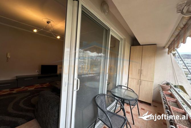 Shtepi me qera Apartament ne Tirane, 2+1, Mobilimi E mobiluar, Pagesa 750  Euro.