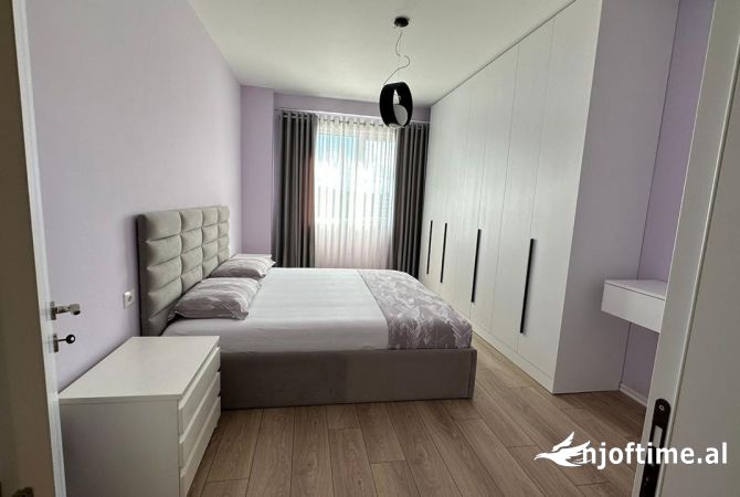 Shtepi me qera 1+1 ne Tirane - 450 Euro