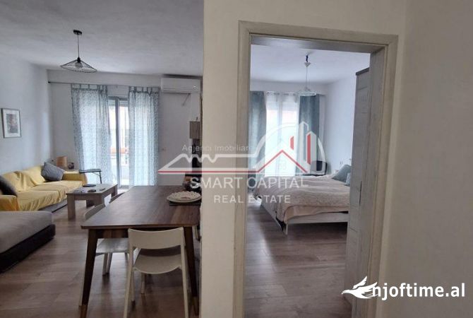 Shtepi ne shitje Apartament ne Vlore, 1+1, Mobilimi E mobiluar, Pagesa 104,000  Euro.