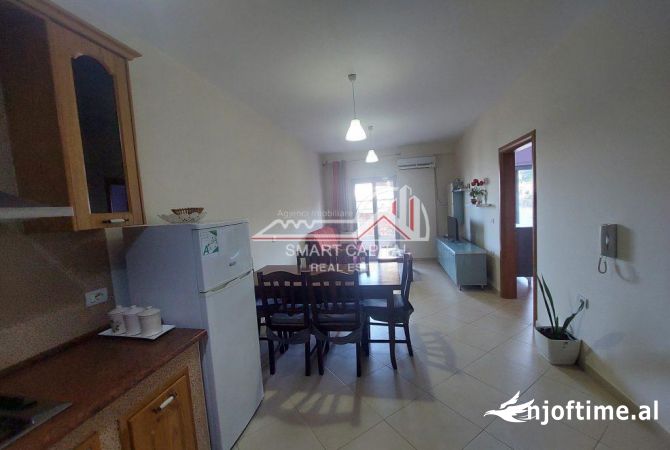 Shtepi me qera Apartament ne Vlore, 2+1, Mobilimi E mobiluar, Pagesa 340  Euro.