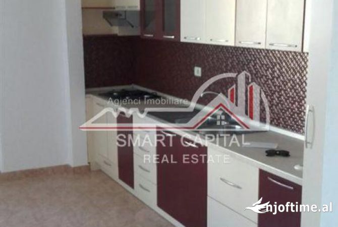 Shtepi me qera 2+1 ne Vlore - 250 Euro