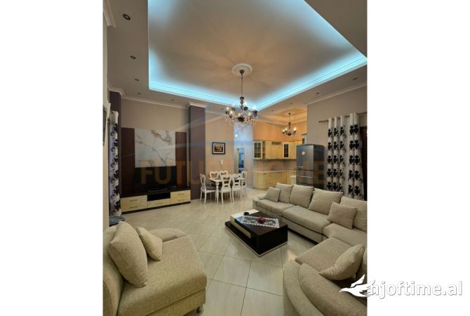 Casa in affitto 2+1 a Tirana - 800 Euro
