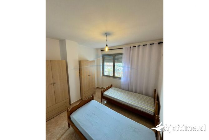 Shtepi me qera Apartament ne Tirane, 2+1, Mobilimi E mobiluar, Pagesa 500  Euro.