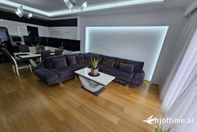 Shtepi me qera Apartament ne Tirane, 2+1, Mobilimi E mobiluar, Pagesa 900  Euro.