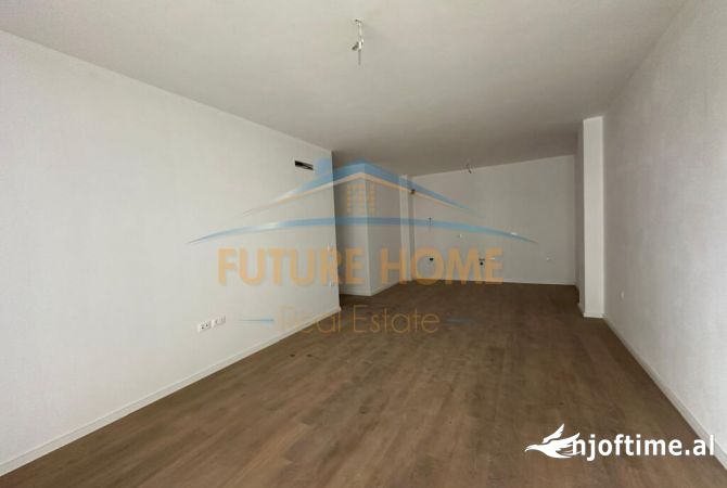 Shtepi ne shitje Apartament ne Tirane, 2+1, Mobilimi Bosh, pa mobiluar, Pagesa 188,700  Euro.