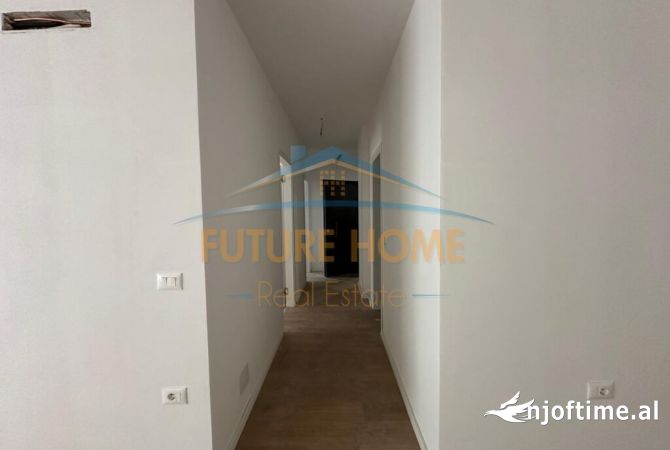 Shtepi ne shitje Apartament ne Tirane, 2+1, Mobilimi Bosh, pa mobiluar, Pagesa 188,700  Euro.