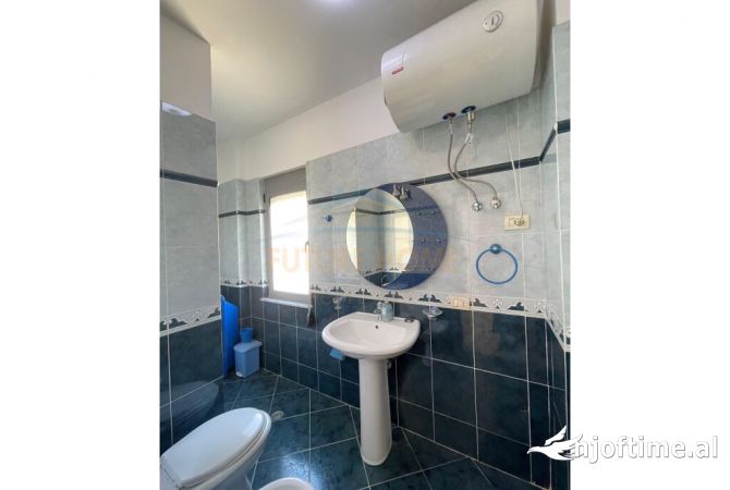 Shtepi me qera Apartament ne Tirane, 2+1, Mobilimi E mobiluar, Pagesa 450  Euro.