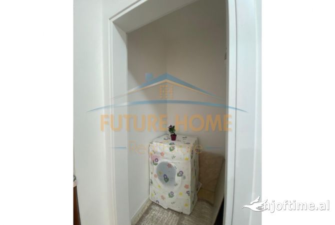 Shtepi ne shitje Apartament ne Tirane, 1+1, Mobilimi Pjeserisht e mobiluar, Pagesa 136,000  Euro.