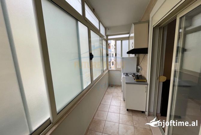 Shtepi me qera 1+1 ne Tirane - 450 Euro