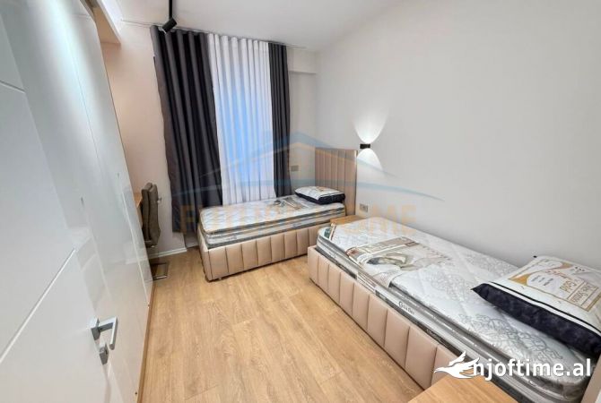 Shtepi me qera Apartament ne Tirane, 2+1, Mobilimi E mobiluar, Pagesa 1,200  Euro.