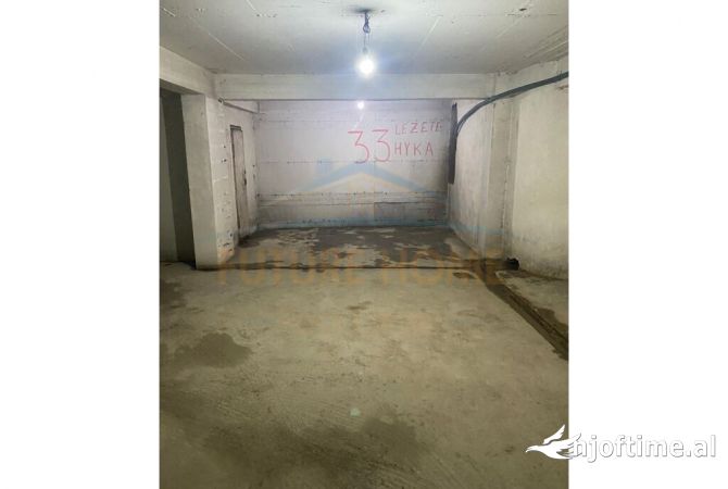 Ambient biznesi ne shitje 3+1 ne Tirane - 90,000 Euro