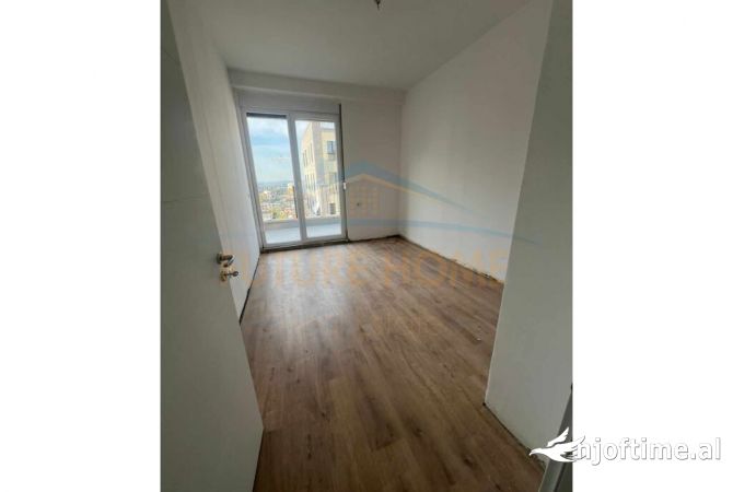 Shtepi me qera 3+1 ne Tirane - 800 Euro