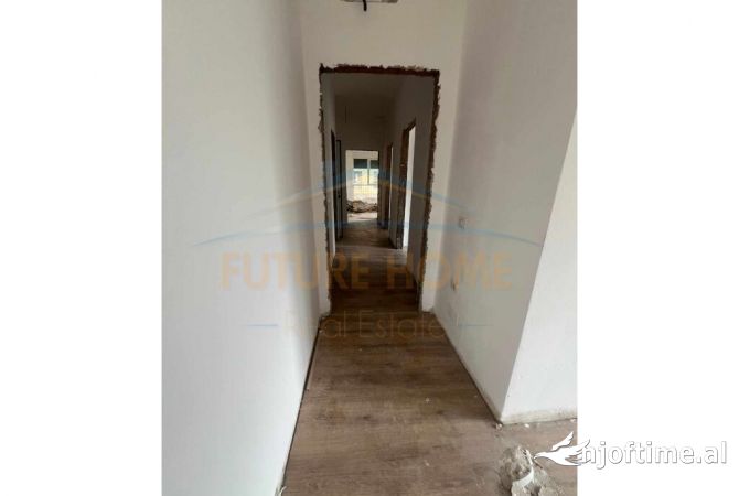 Shtepi me qera 3+1 ne Tirane - 800 Euro