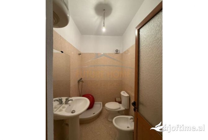 Shtepi me qera 2+1 ne Tirane - 600 Euro