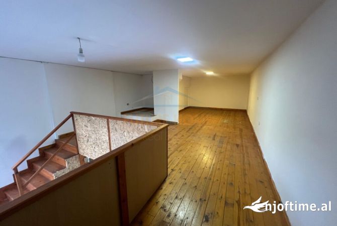 Ambient biznesi ne shitje 3+1 ne Tirane - 120,000 Euro