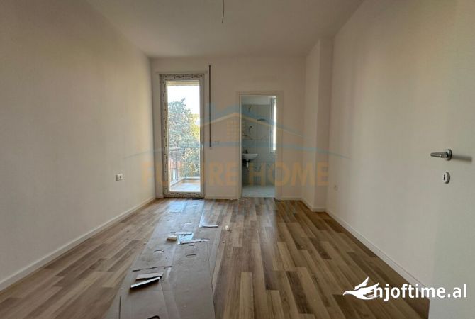 Shtepi me qera Apartament ne Tirane, 2+1, Mobilimi Bosh, pa mobiluar, Pagesa 700  Euro.