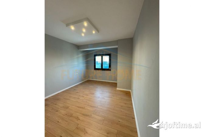 Ambient biznesi me qera 3+1 ne Tirane - 700 Euro