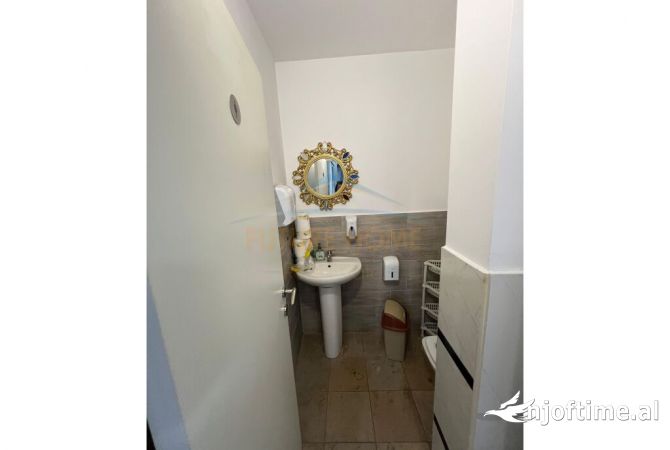 Shitet Ambient Biznesi Don Bosko