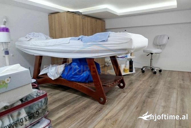 Qera Ambient Biznesi Unaze te Re