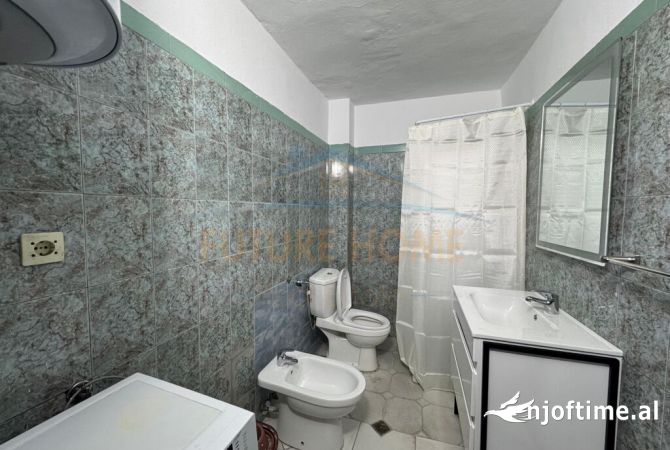 Shtepi me qera Apartament ne Tirane, 3+1, Mobilimi E mobiluar, Pagesa 700  Euro.