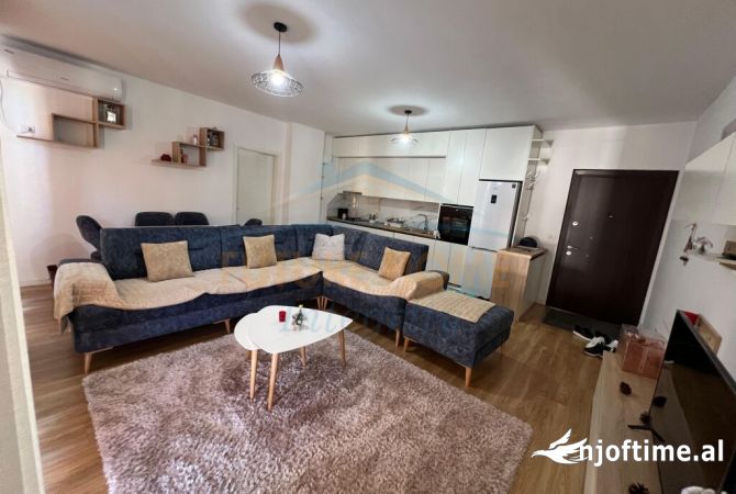 Shtepi me qera Apartament ne Tirane, 1+1, Mobilimi E mobiluar, Pagesa 400  Euro.