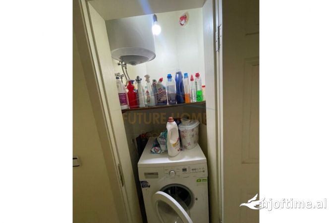 Shtepi me qera Apartament ne Tirane, 3+1, Mobilimi E mobiluar, Pagesa 600  Euro.
