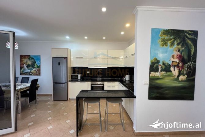Shtepi me qera 2+1 ne Tirane - 1,000 Euro