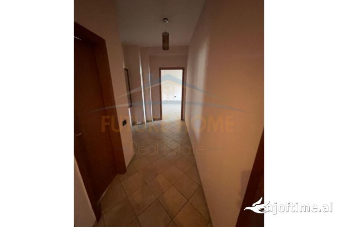 Shtepi ne shitje 2+1 ne Tirane - 250,000 Euro