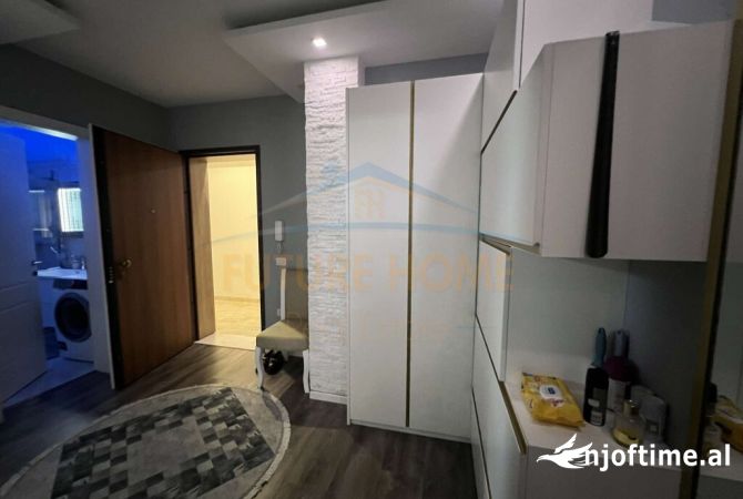 Shtepi me qera Apartament ne Tirane, 2+1, Mobilimi E mobiluar, Pagesa 700  Euro.