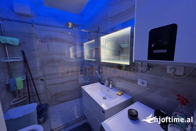 Shtepi me qera Apartament ne Tirane, 2+1, Mobilimi E mobiluar, Pagesa 700  Euro.