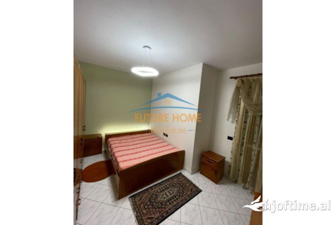 Shtepi me qera Apartament ne Tirane, 1+1, Mobilimi E mobiluar, Pagesa 550  Euro.