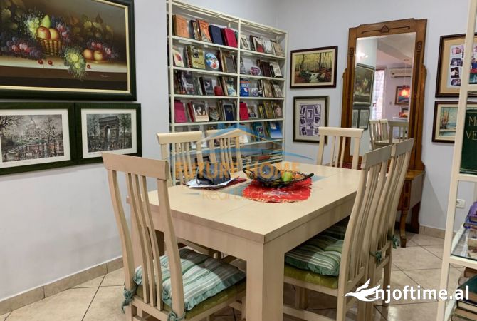 Shtepi me qera 2+1 ne Tirane - 800 Euro