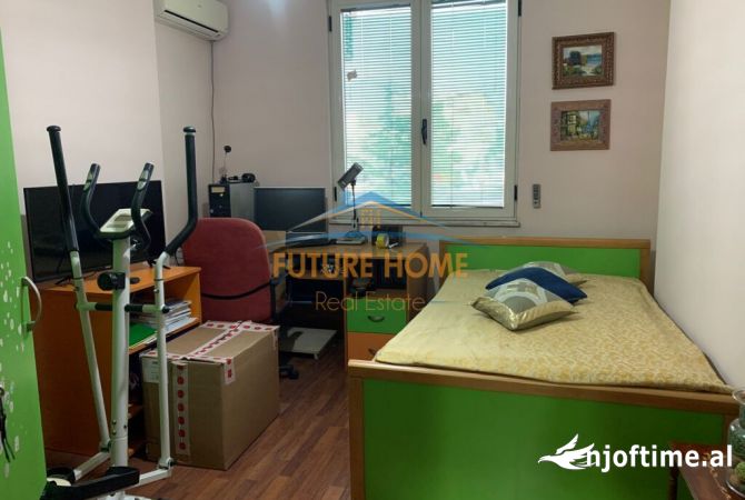 Shtepi me qera Apartament ne Tirane, 2+1, Mobilimi E mobiluar, Pagesa 800  Euro.