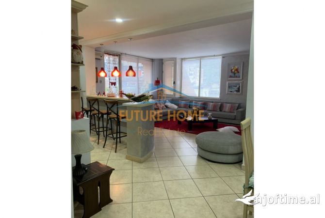 Shtepi me qera Apartament ne Tirane, 2+1, Mobilimi E mobiluar, Pagesa 800  Euro.